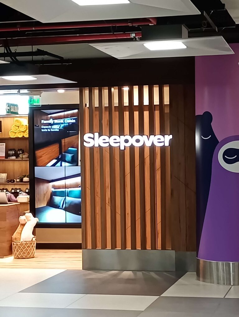 Sleep pod found at the lima airport on the second floor
